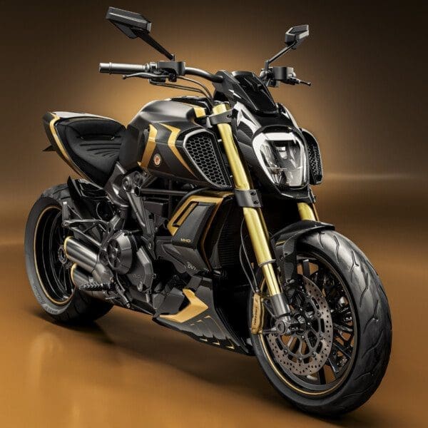 MANHART Carbon Body Panel Umbaukit für Ducati Diavel 1260 (2)